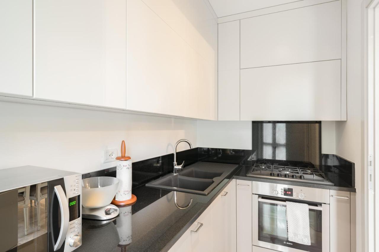 Residenza Al Vittoriale - By Host4U Διαμέρισμα Gardone Riviera Εξωτερικό φωτογραφία
