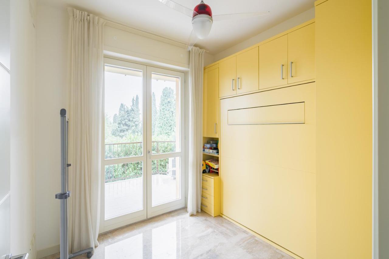 Residenza Al Vittoriale - By Host4U Διαμέρισμα Gardone Riviera Εξωτερικό φωτογραφία